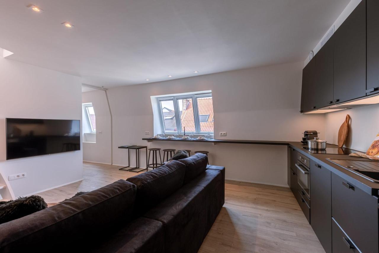 Duplex-Apartment With Terrace On Top Location In Gent Bagian luar foto